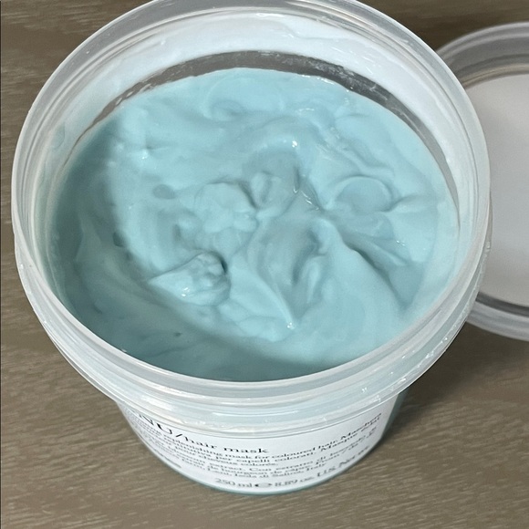 Davines MINU Hair Mask - Light Blue - Picture 3 of 4